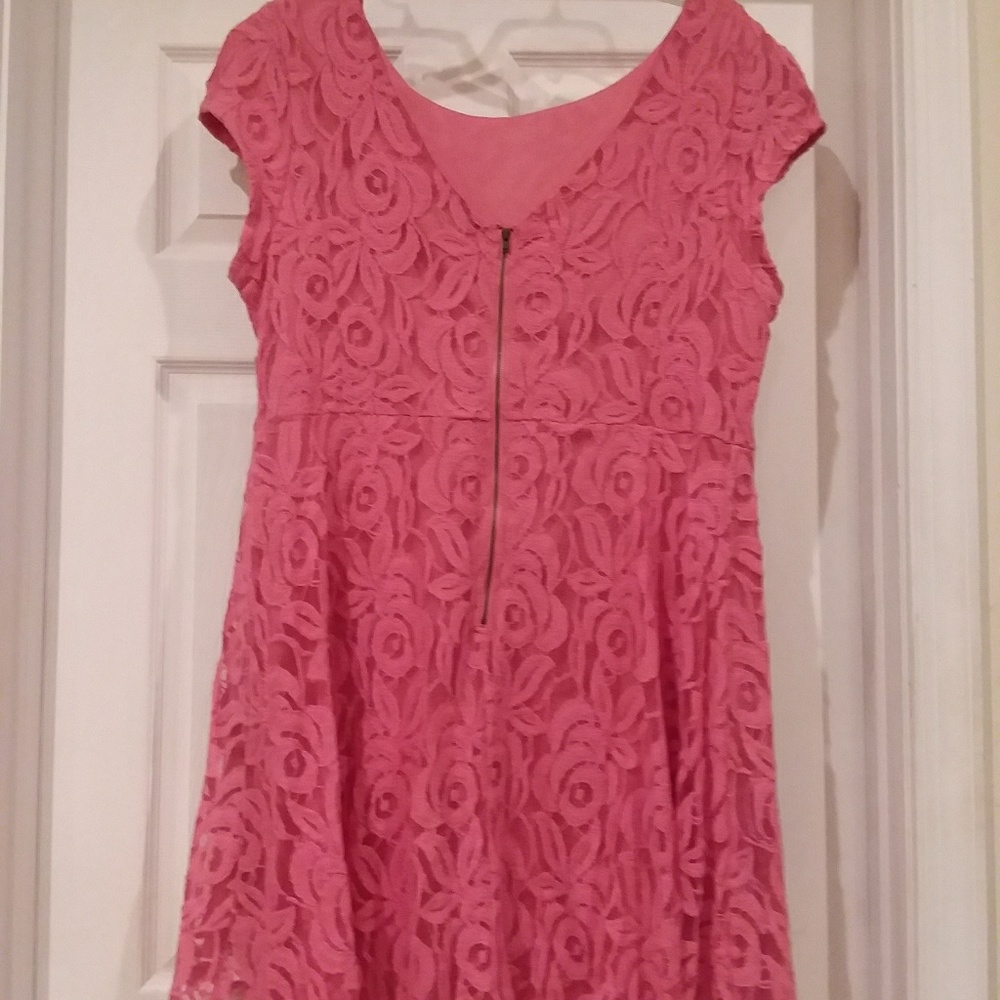 Dress - Picture 2 of 2
